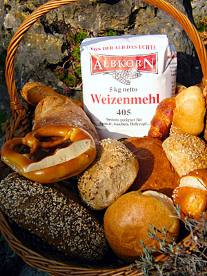 © Gerhard Schindler Albkorn Brotkorb
